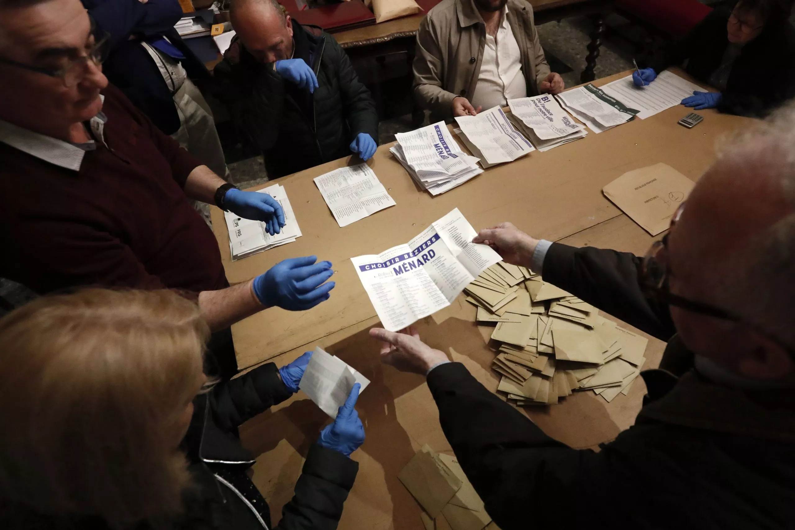 El COVID-19 pone en jaque las municipales francesas tras la primera vuelta