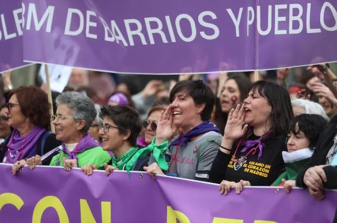 Las mujeres se movilizan, aunque el coronavirus frena la celebración