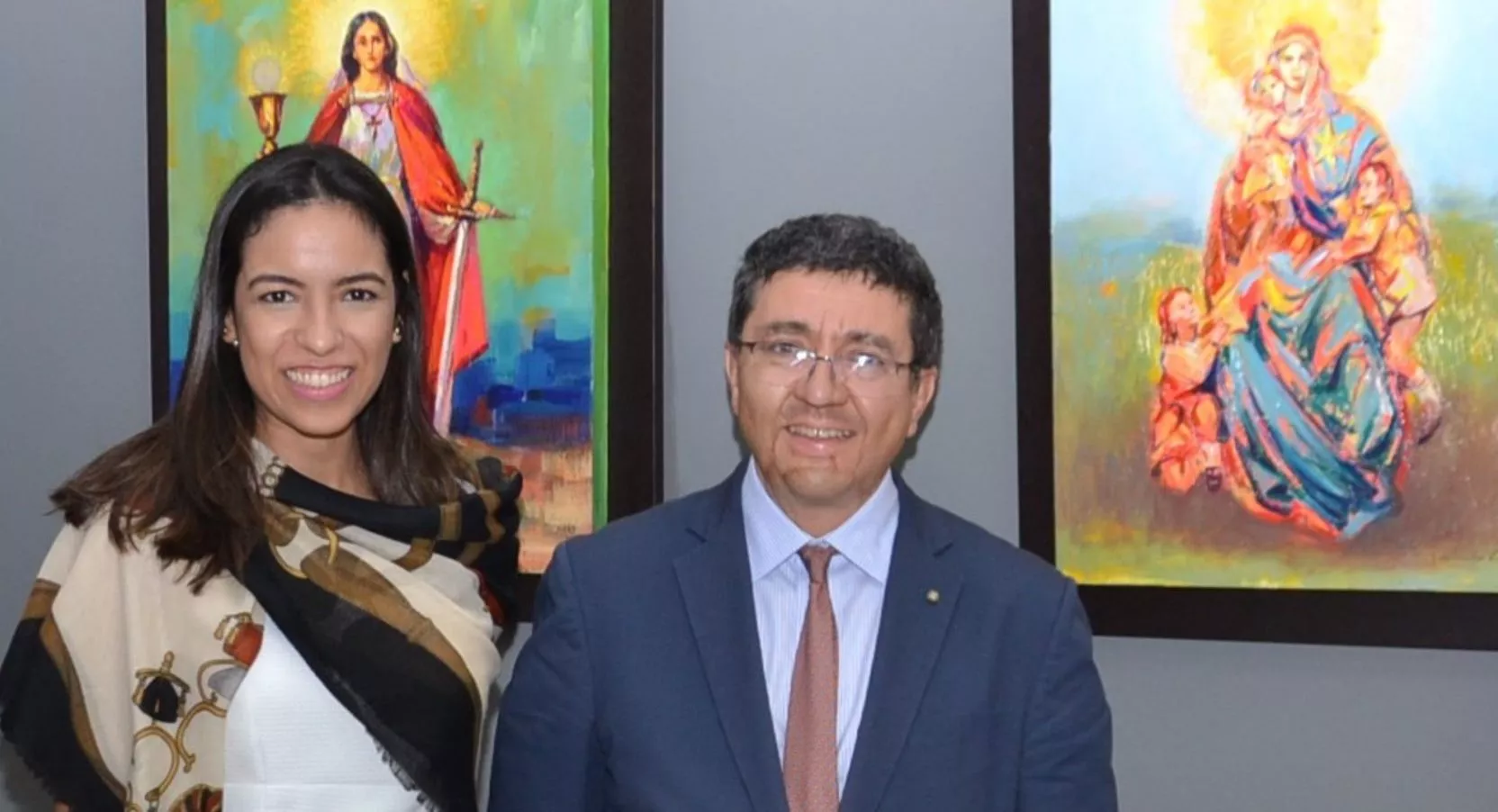 siluetafghfghgsdfdh,p01