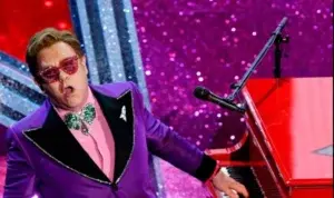 Elton John pide ante el Senado de EE.UU. “pisar el acelerador” frente al sida