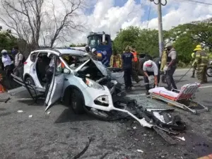 Un muerto y tres heridos en accidente en autopista 6 de Noviembre