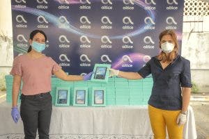 Altice dona 202 tabletas a pacientes