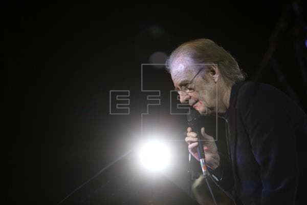 Fallece en un hospital madrileño el cantautor Luis Eduardo Aute a los 76 años