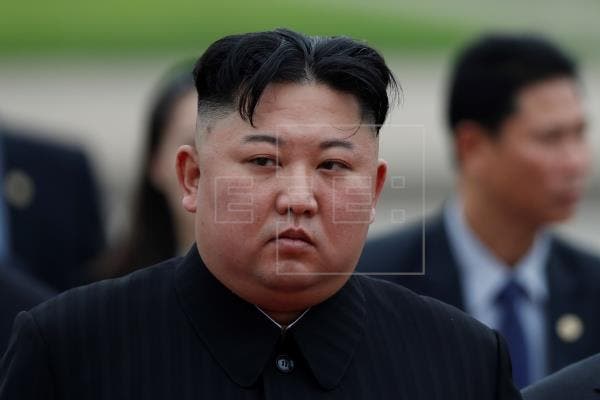 Kim Jong-un envía un mensaje a trabajadores pero sigue sin aparecer en público