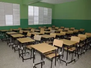 Apresan profesor de liceo de Constanza acusado de masturbarse delante de dos estudiantes cuando les daba una «bola»