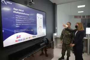 Ministerio de Defensa presenta AIRMED, una App móvil sobre el COVID-19 desarrollada por Altice Dominicana