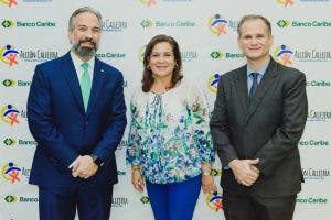 Banco Caribe dona alimentos a 150 familias de los programas de Acción Callejera