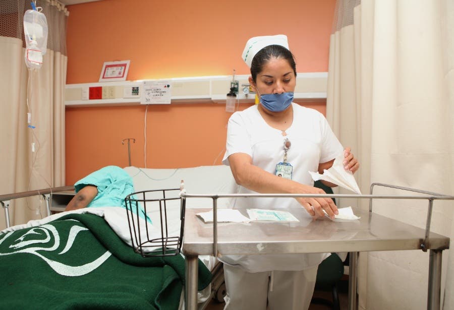 SNS realiza cambios de designación a más de 1,300 enfermeras