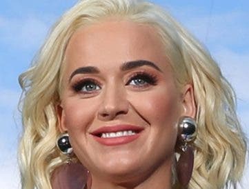 Katy Perry sufre depresión en la etapa final embarazo