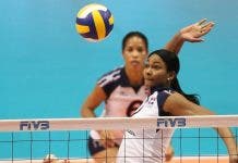 Annerys Vargas alterna voleibol con ayuda a necesitados