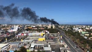 Otro gran incendio se registra en taller de Brisas del Este