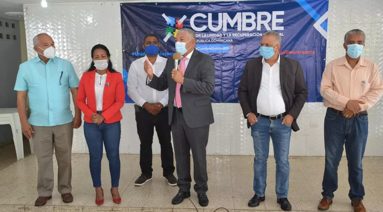 Realizan cumbre por la unidad y recuperación nacional en Santo Domingo Oeste