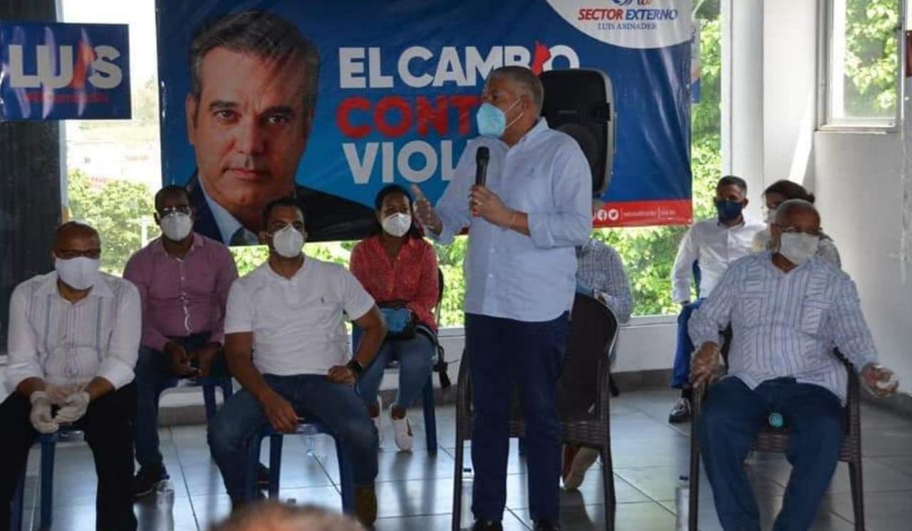 Diputado Radhamés González es designado director de campaña de Abinader en SDO