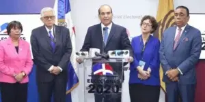 Pleno JCE convoca a elecciones dominicanos residen en el exterior​