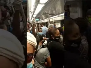 Cero distanciamiento social esta tarde en el Metro