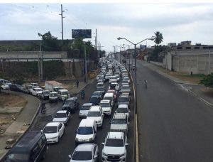 Población continúa relajando medidas preventivas pese aumento de casos COVID-19