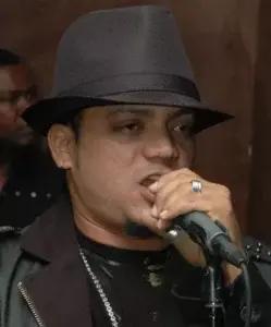 Cantante Kiko Rodríguez  ofrece show vía YouTube