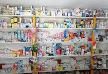 Autoridades clausuran 4 farmacias en Moca y decomisan más de 300 mil cajas de medicamentos ilegales