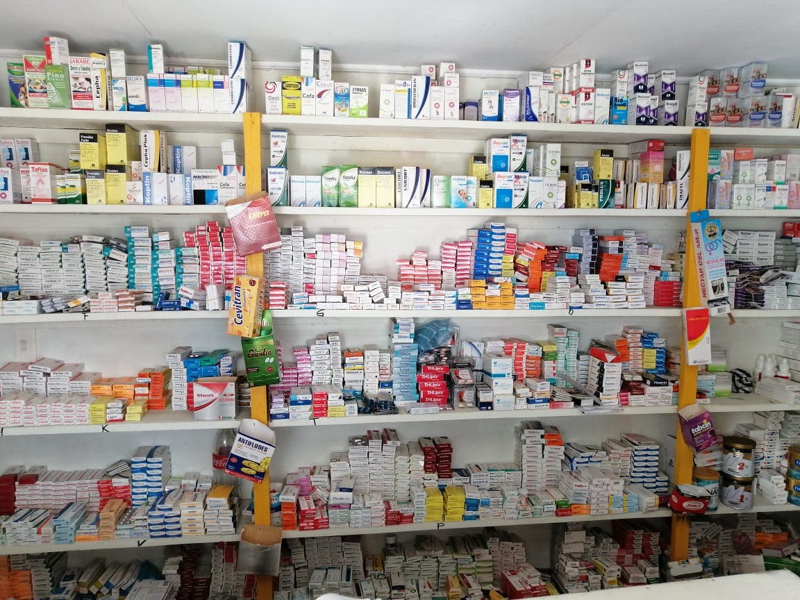 Autoridades clausuran 4 farmacias en Moca y decomisan más de 300 mil cajas de medicamentos ilegales