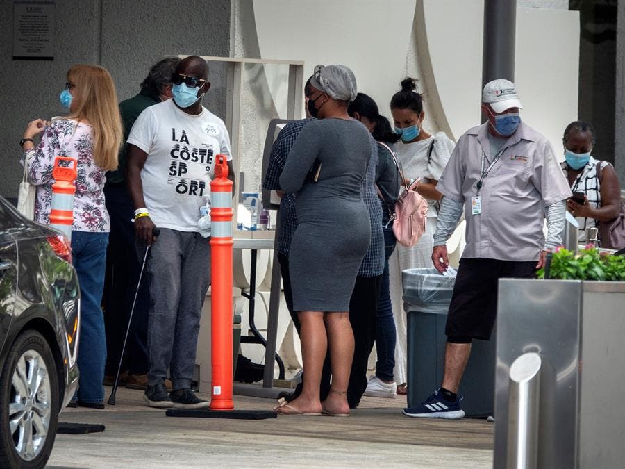 Florida sobrepasa el millón de casos de coronavirus