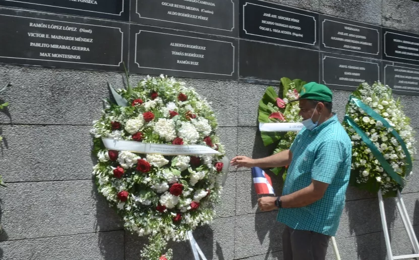 Organizaciones rinden homenaje a héroes expedición 14 de junio