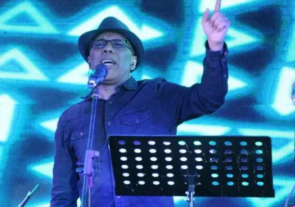 Ramón Orlando estrena el merengue Voy pa'llá