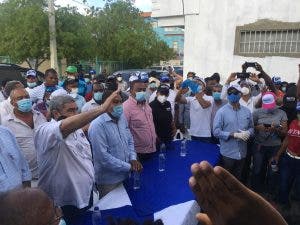 PRM realiza juramentación provincial exdirigentes del PRD, PLD e independientes