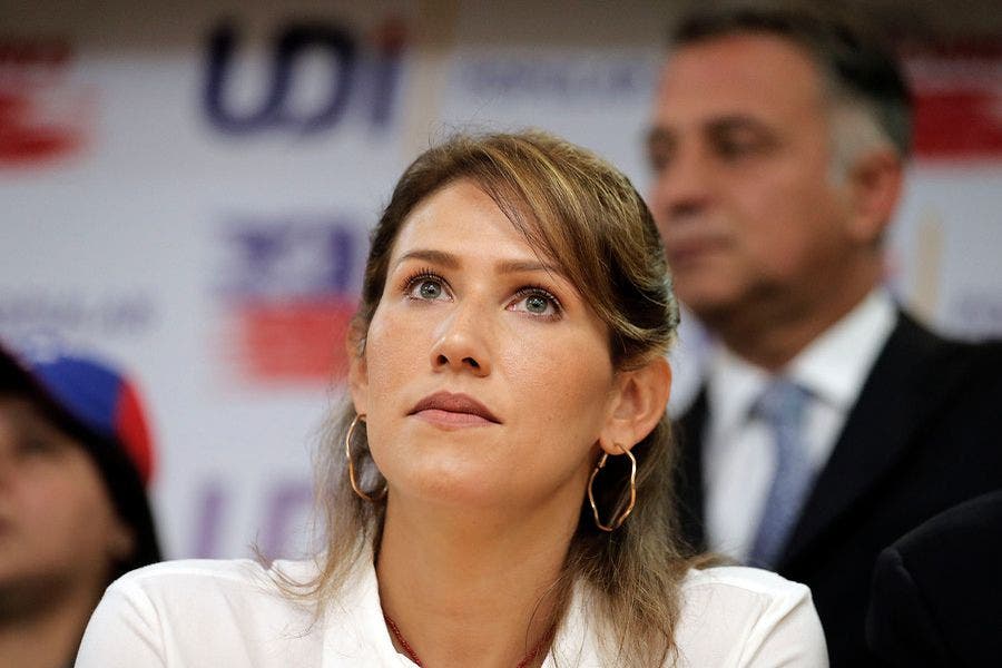 Embajadora de Guaidó en Chile renuncia por motivos económicos y migratorios