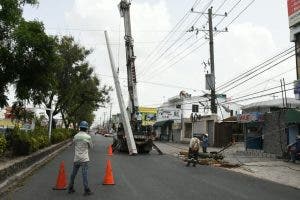 Varios sectores de Santo Domingo Este sin energía eléctrica por avería 