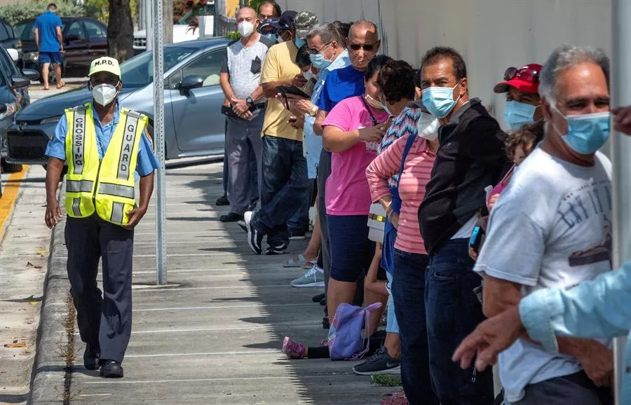 EE.UU. avanza hacia la aprobación de una vacuna tras visto bueno de expertos