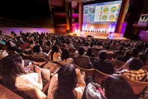 Sociedades médicas ponen nuevas fechas a sus congresos científicos