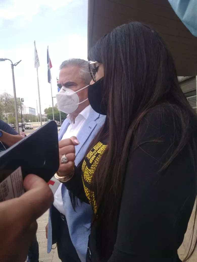 Procuraduría cita a David Ortiz y a su expareja Fary Almánzar