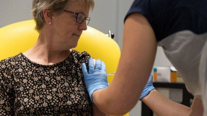 Vacuna contra la covid-19: qué se sabe de los «prometedores resultados» de la Universidad de Oxford