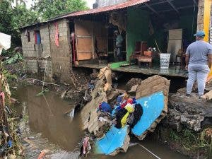 Moradores de Gualey, Hato Mayor del Rey, piden ayuda tras efectos Isaías