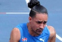 El colombiano Peralta vence al dominicano Luguelín Santos en 400 metros