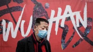 Origen del coronavirus: el científico que asegura que China «encubrió» los primeros casos de covid-19