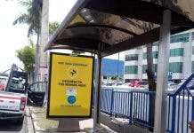 La Sirena coloca dispensadores de gel desinfectante en paradas de autobuses 