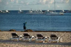 República Dominicana clausura balnearios y playas públicas ante el avance de la pandemia