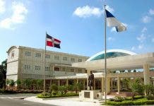 UASD otorgará 27 mil pesos a docentes para adquisición de equipos tecnológicos