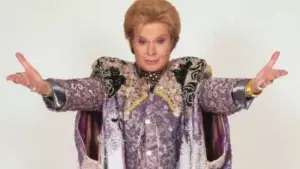 Walter Mercado en Netflix: 5 revelaciones sobre el icónico astrólogo en el nuevo documental «Mucho, mucho amor»