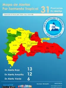 Coe aumenta a 13 las provincias en alerta roja por lluvias de tormenta tropical Isaías