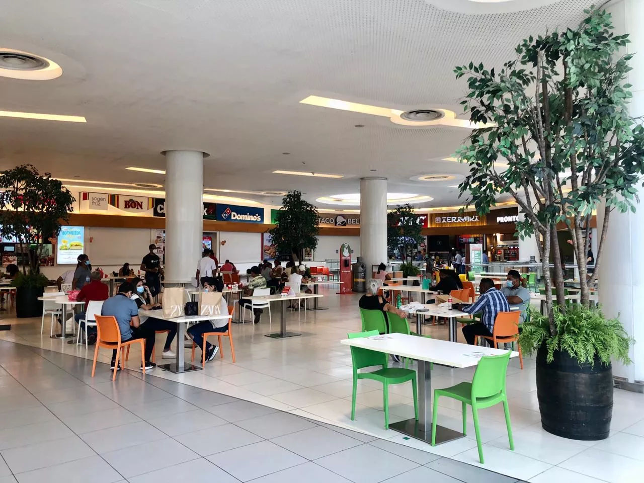 Restaurantes de Ágora Mall abrieron al público este miércoles