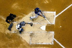 ¿Se puede guardar sana distancia en el béisbol?