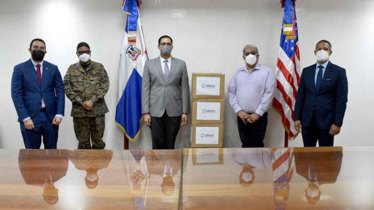 EEUU dona equipos e insumos médicos a la República Dominicana para combatir COVID-19