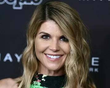 Dos meses de cárcel para Lori Loughlin