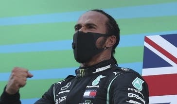 Hamilton gana  GP de España y ahora supera  a Schumacher