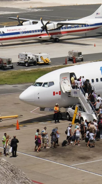 Asonahores se queja aprobación aeropuerto