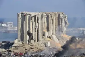 Dakar tiene 3.000 toneladas del fertilizante que causó la explosión en Beirut