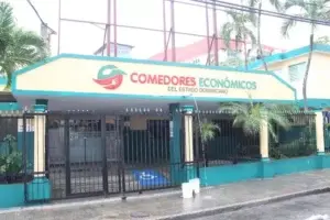 Presidente Abinader destituye a 30 funcionarios de los Comedores Económicos