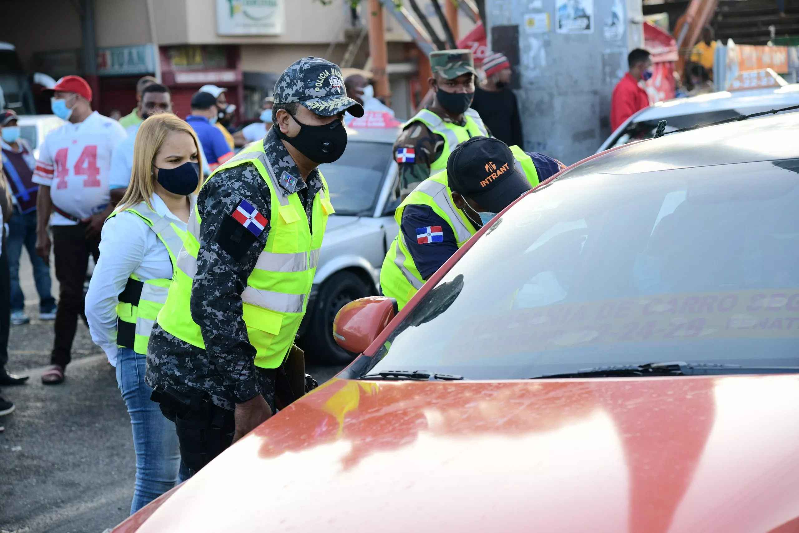 Intrant  supervisa cumplimiento medidas distanciamiento en el transporte